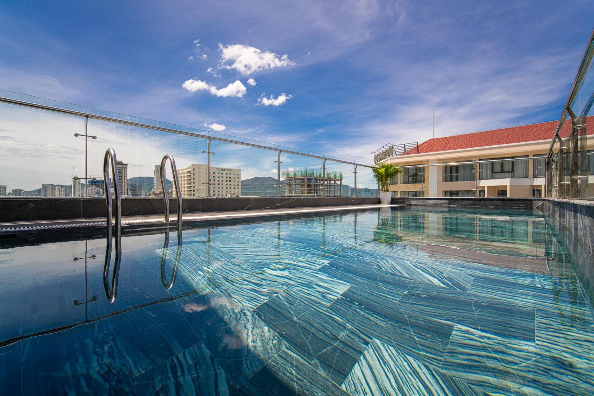 Sea Wind Hotel By Thg Da Nang Exterior foto